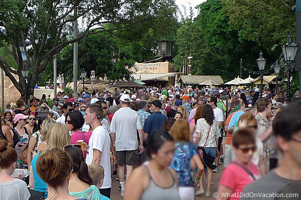epcot food and wine fest even more crowds